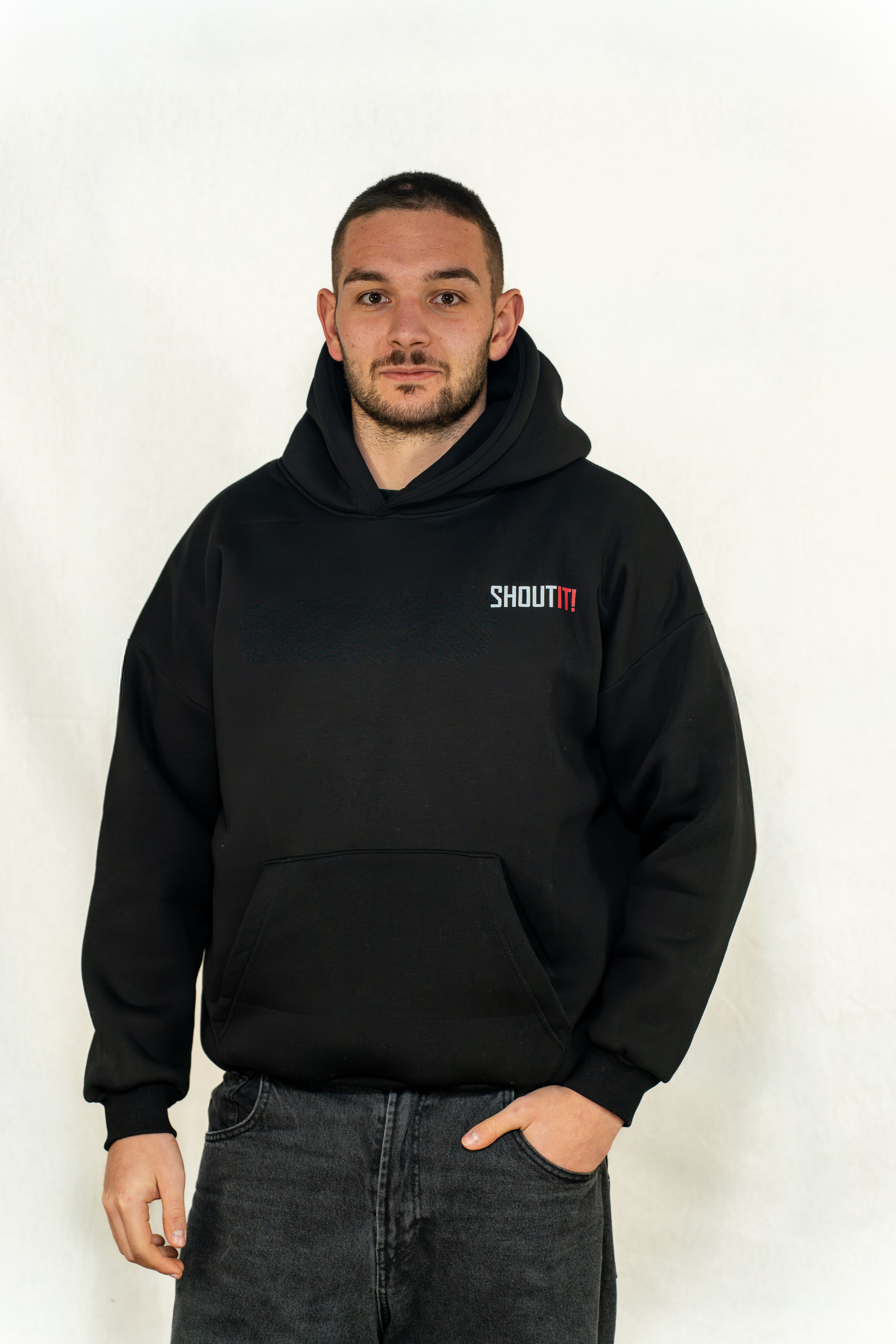 SHOUTIT BLACK STRAWBERRY