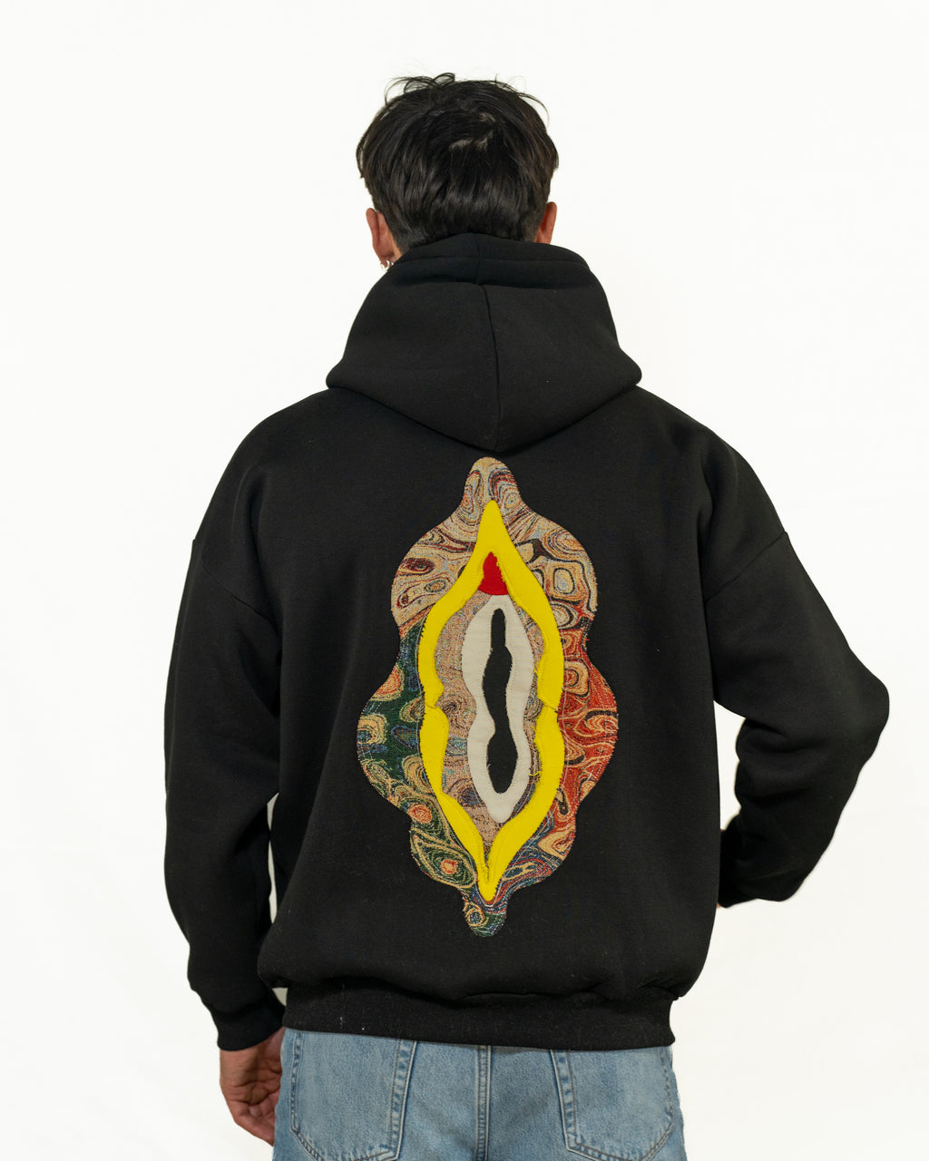 SHOUTIT BLACK VOOLVA