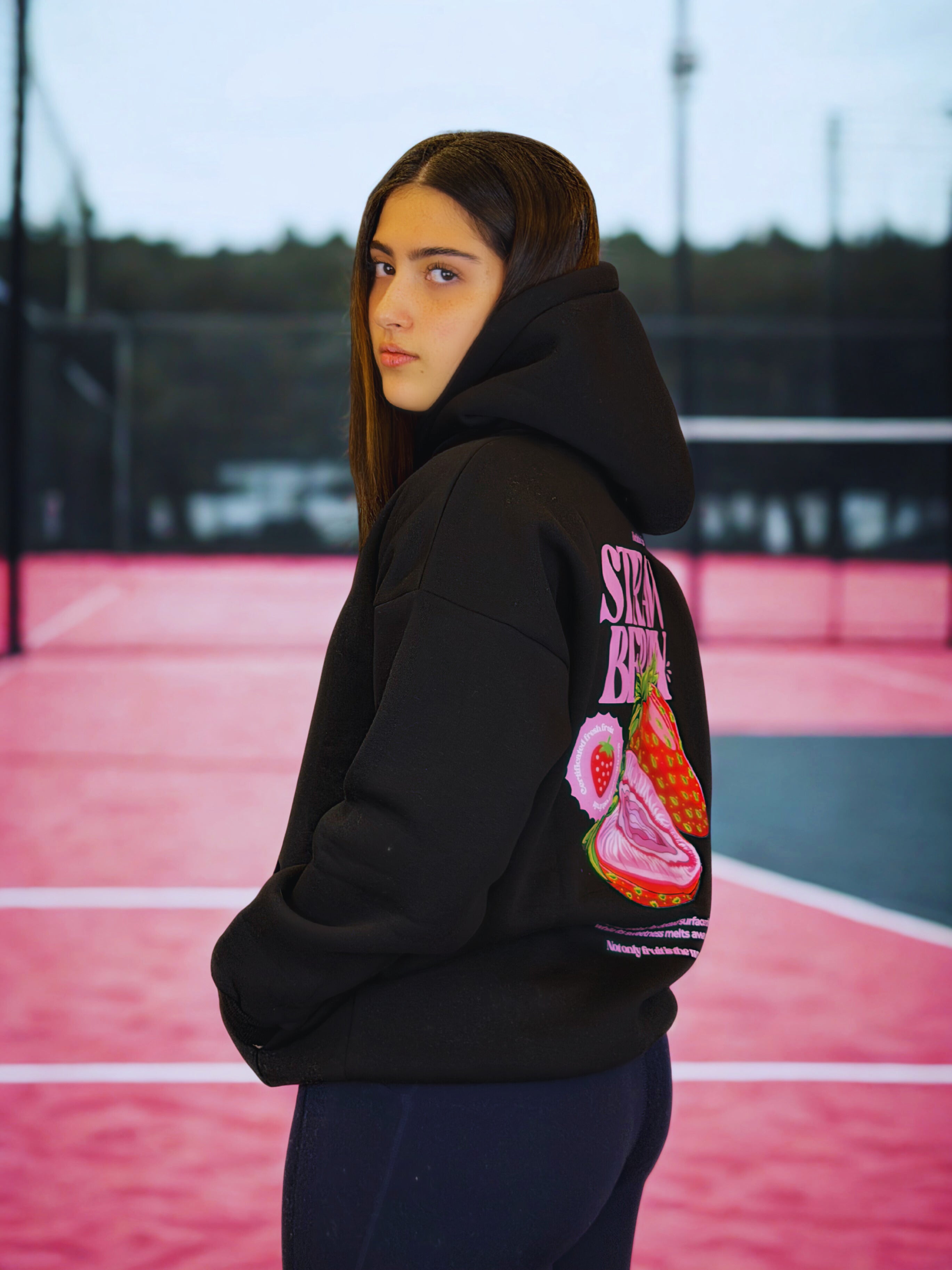 SHOUTIT BLACK STRAWBERRY