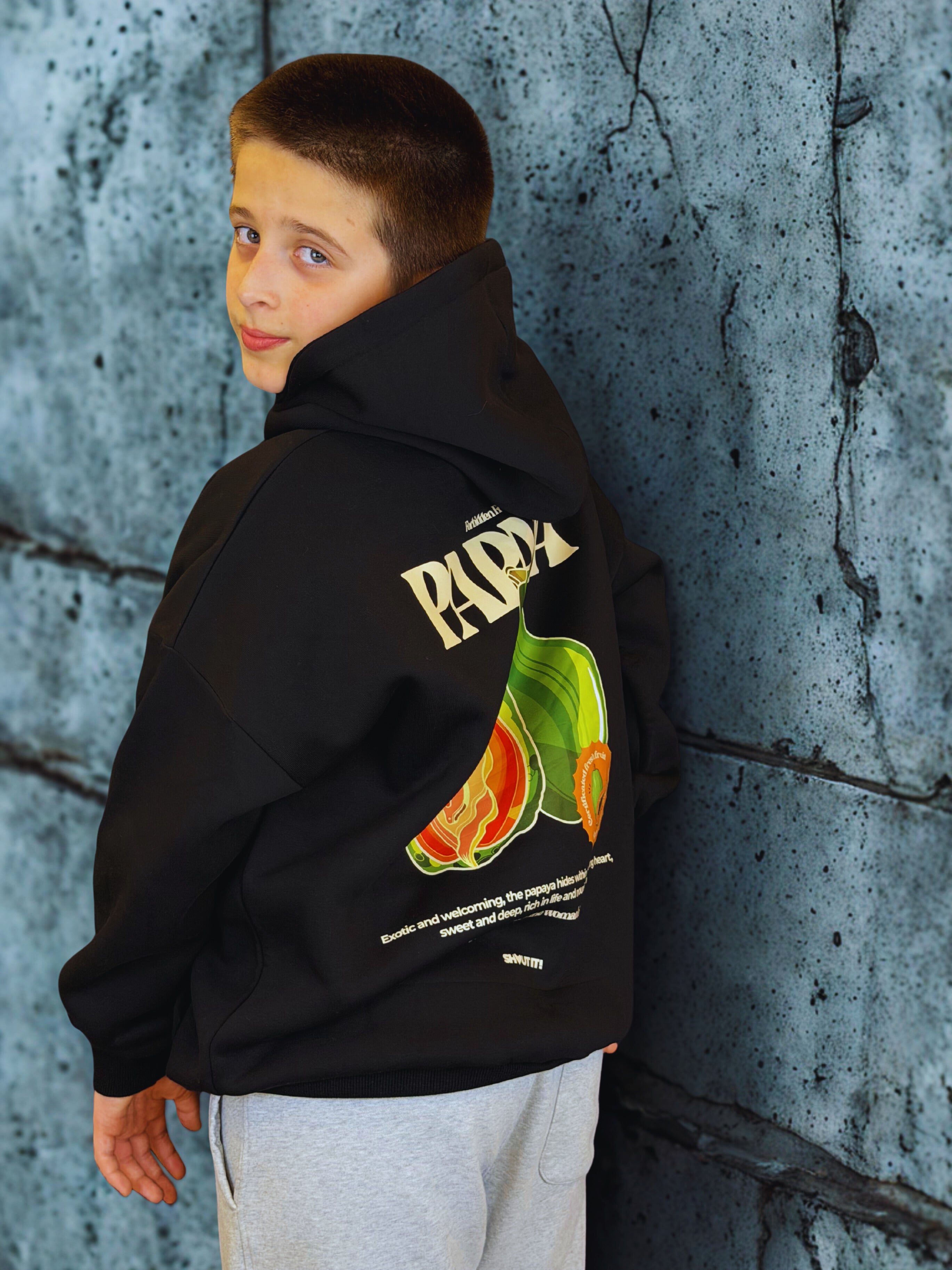 SHOUTIT BLACK PAPAYA